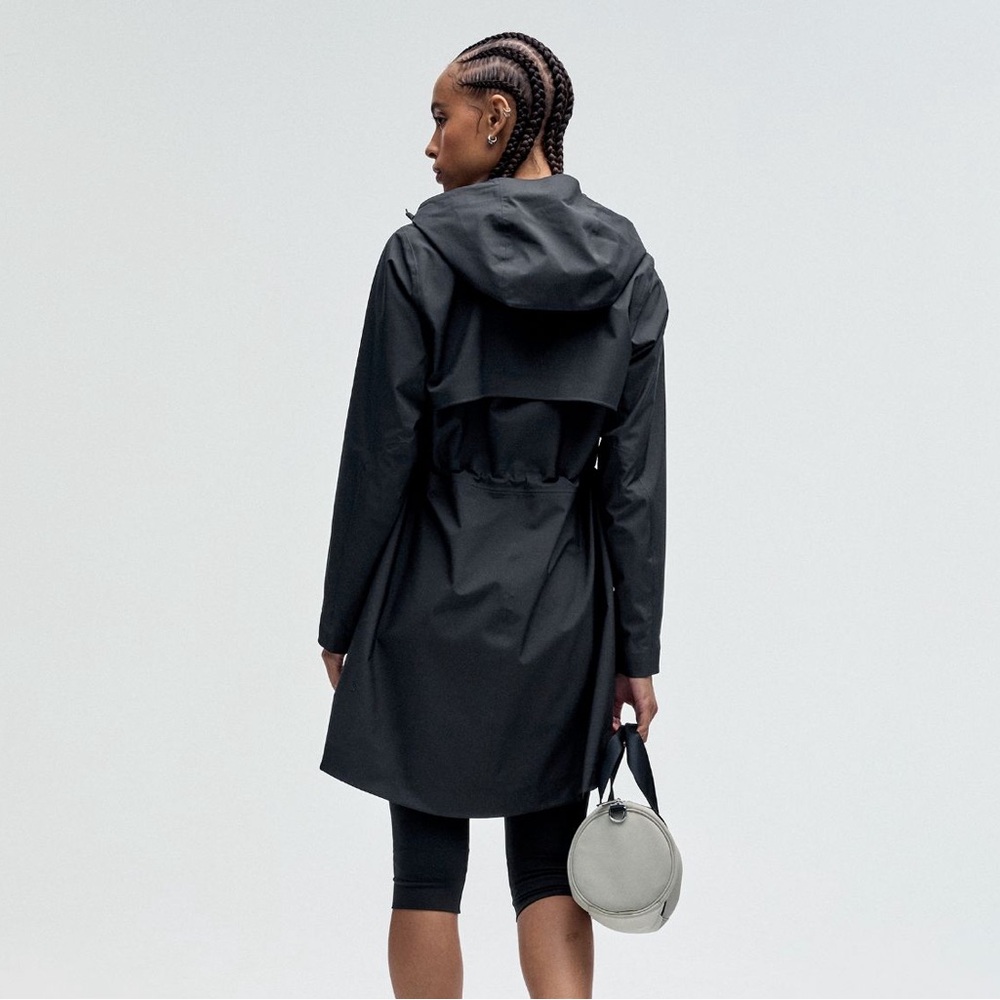 Lululemon Athletica | Black ‘Rain Rebel Jacket’